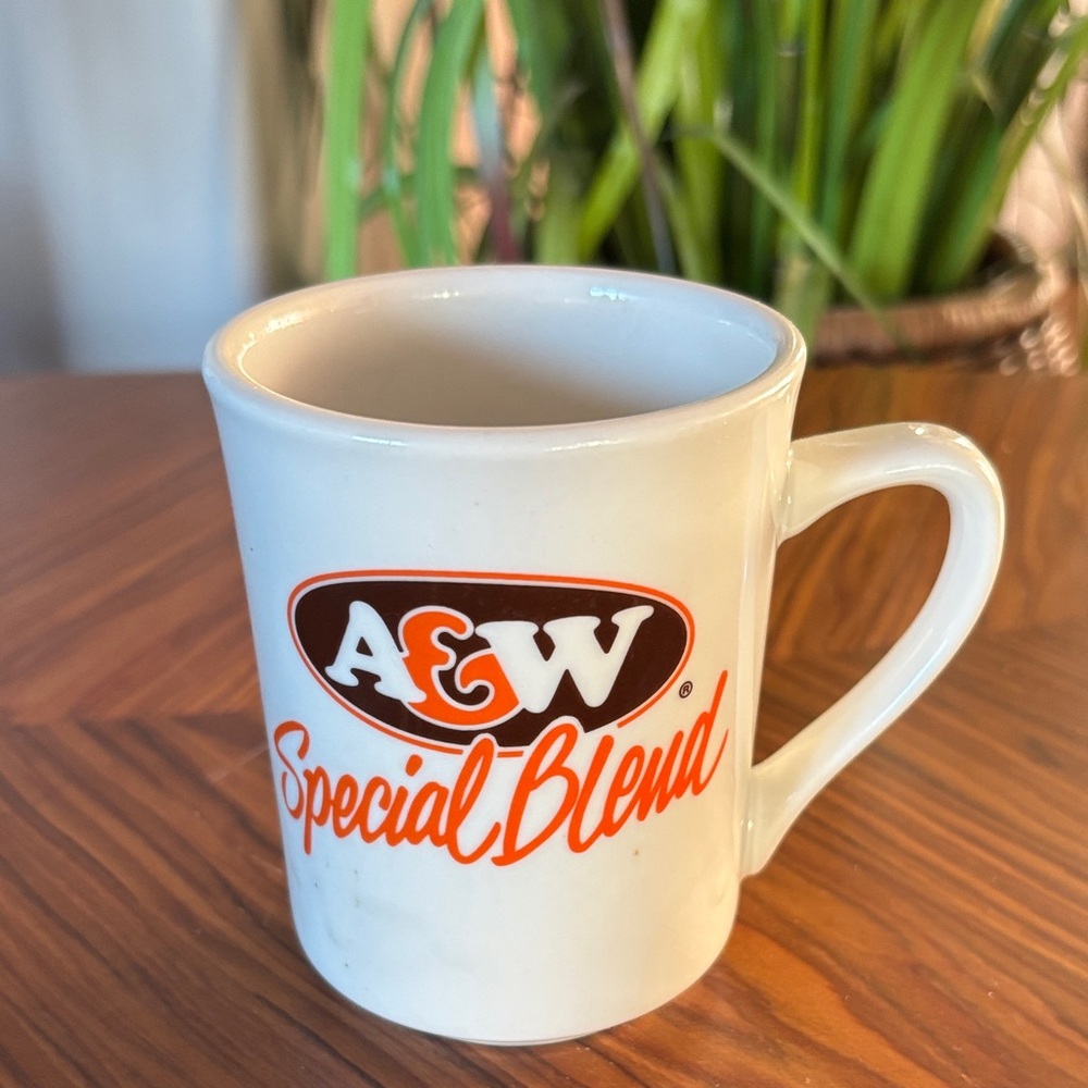 👛(ANY 2/$20) A&W Vintage Classic Special Blend Mug 8oz Capacity